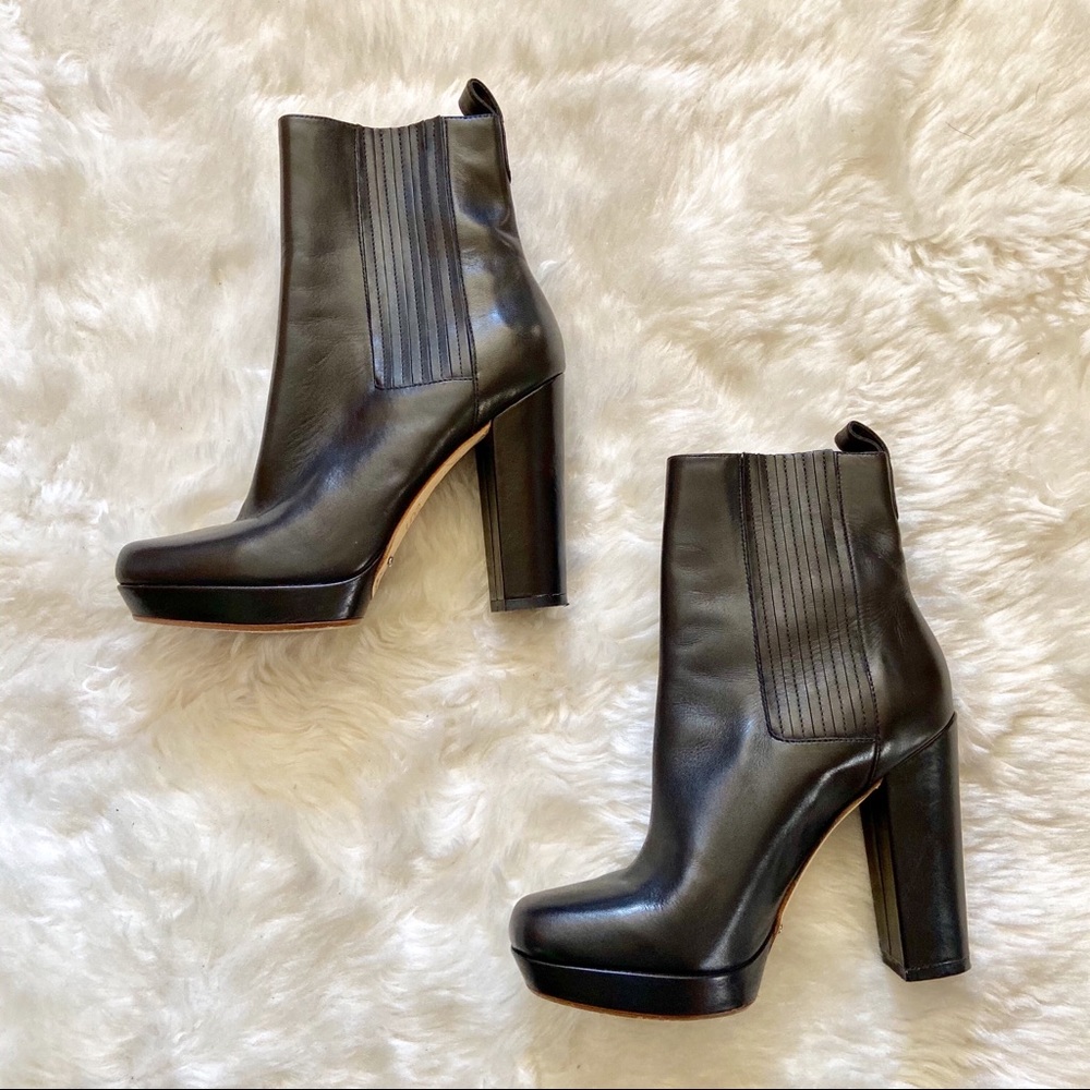 KORS Michael Kors Pulls up Black Heel Boots 7.5 - Picture 1 of 4